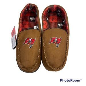 Mens Size 14 Slippers 
